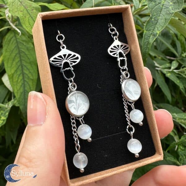 Paddenstoel oorbellen Wit-Seleniet 2